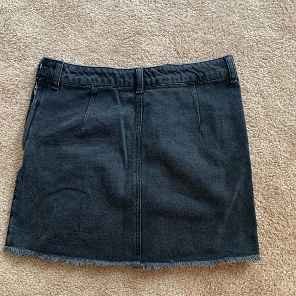 Skirt - Picture 3 of 5